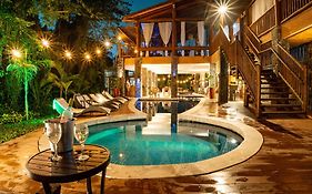 Kalango Hotel Boutique